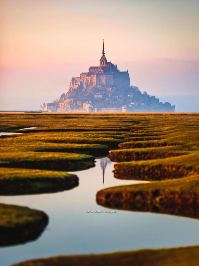 Arc En Ciel Du Mont Bed & Breakfast Pontorson Luaran gambar