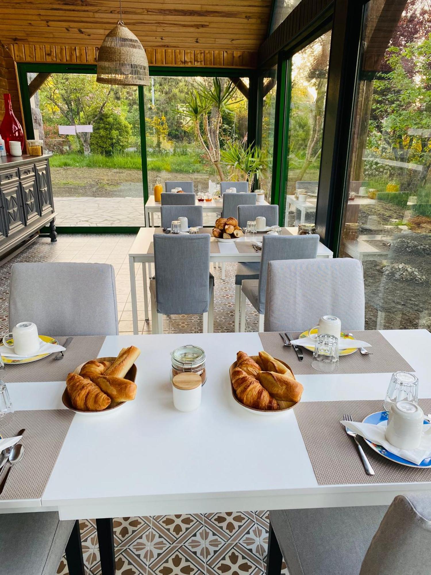 Arc En Ciel Du Mont Bed & Breakfast Pontorson Luaran gambar